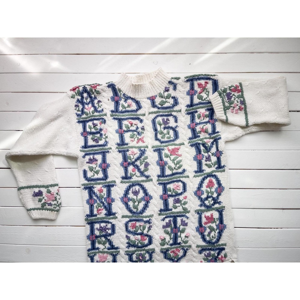 vtg Northern Isles cottagecore alphabet floral lettings hand knit sweater - Picture 2 of 4